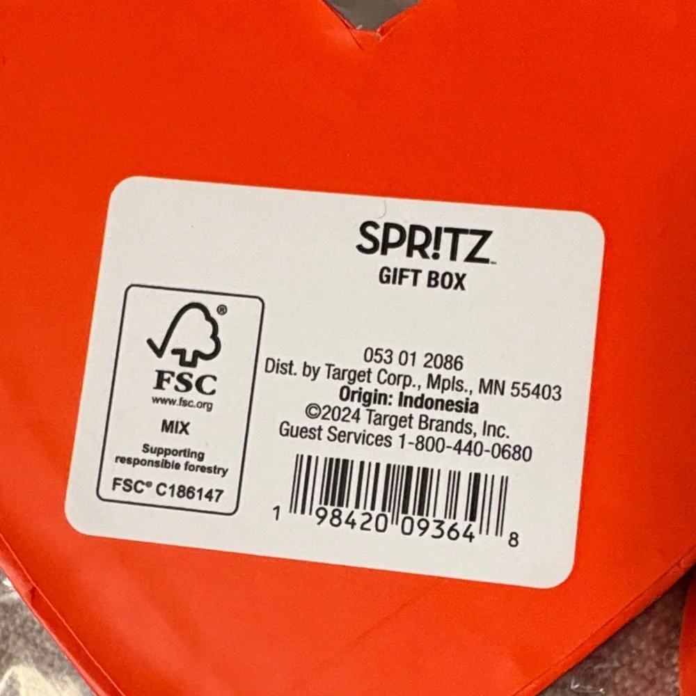 Spritz Red Heart Party Favor Boxes 2 pack!